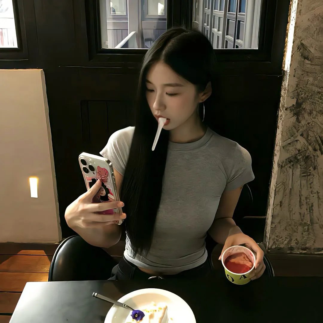 咬我还是爱我